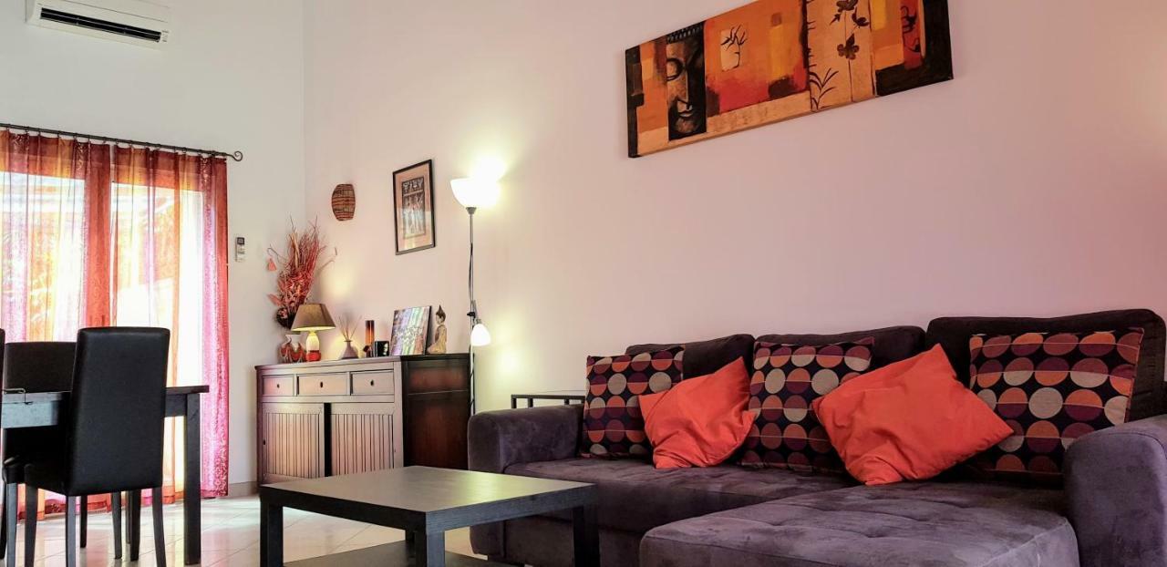 Maison Avec Jardin Au Calme La Crau Luaran gambar